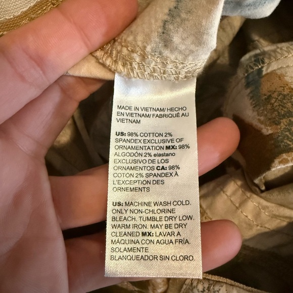 Chico’s cropped palm/safari print pants • Women’s size 14 - Picture 6 of 9